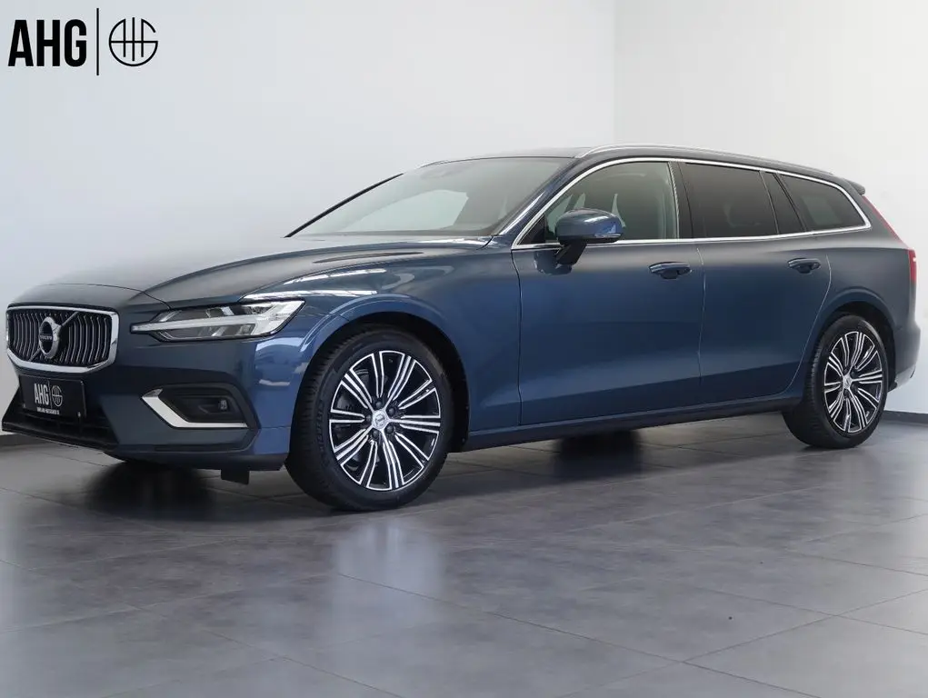 Photo 1 : Volvo V60 2021 Petrol