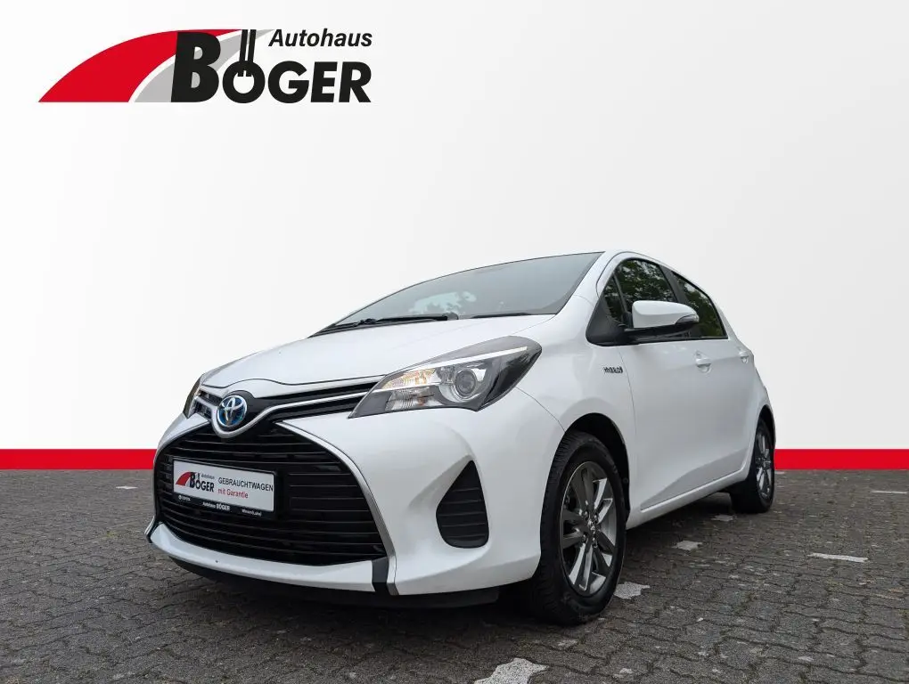 Photo 1 : Toyota Yaris 2015 Hybrid