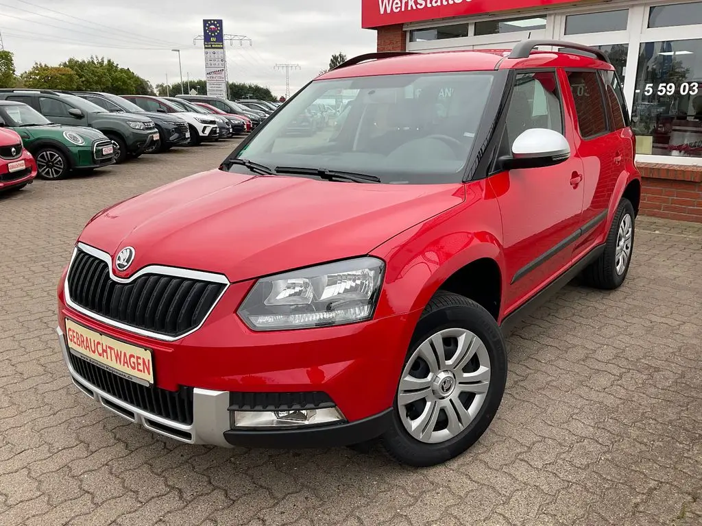 Photo 1 : Skoda Yeti 2015 Petrol