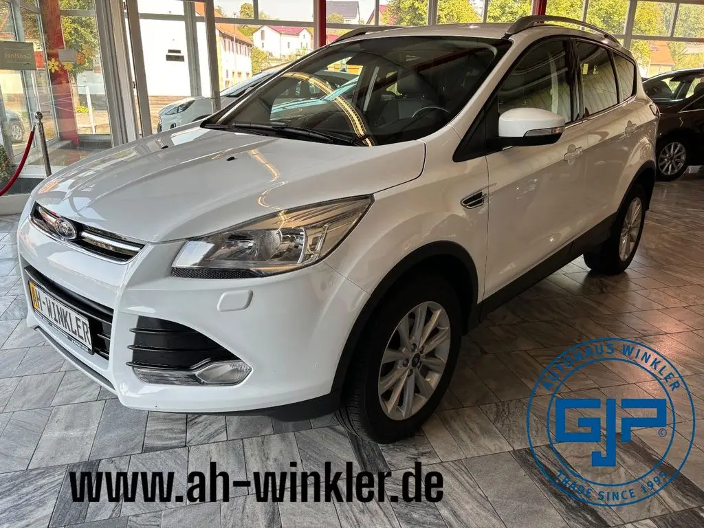 Photo 1 : Ford Kuga 2016 Petrol