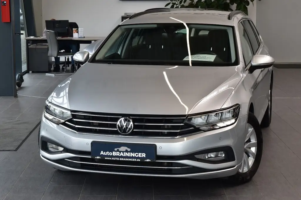 Photo 1 : Volkswagen Passat 2021 Diesel