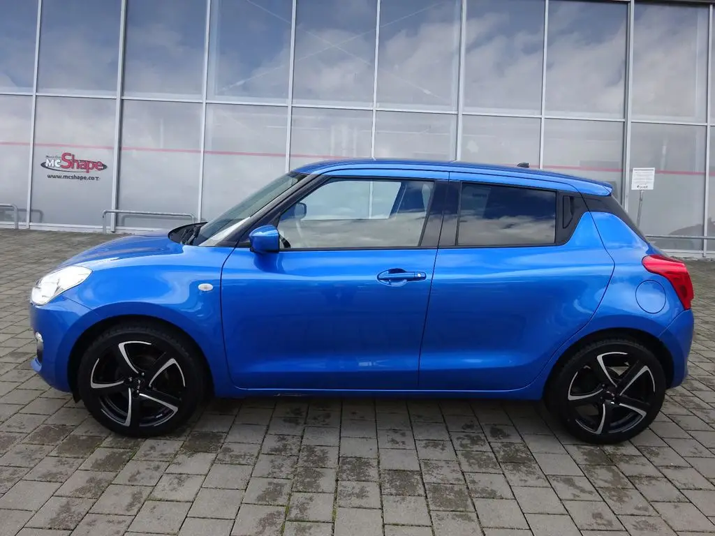 Photo 1 : Suzuki Swift 2019 Petrol