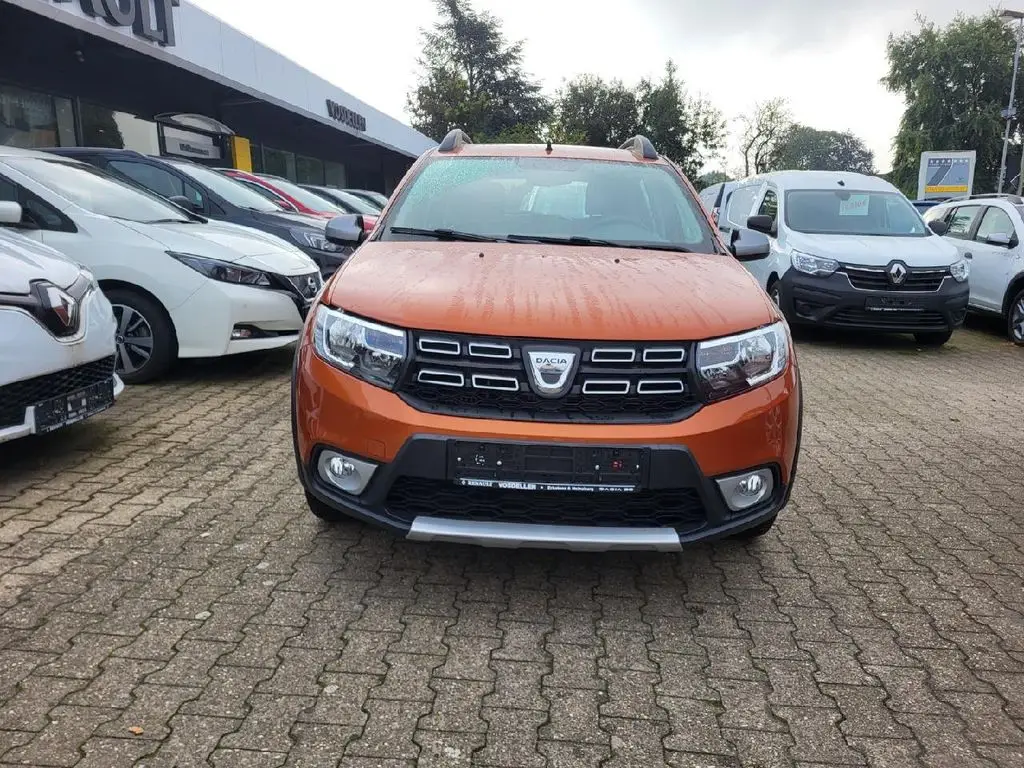 Photo 1 : Dacia Sandero 2017 Petrol