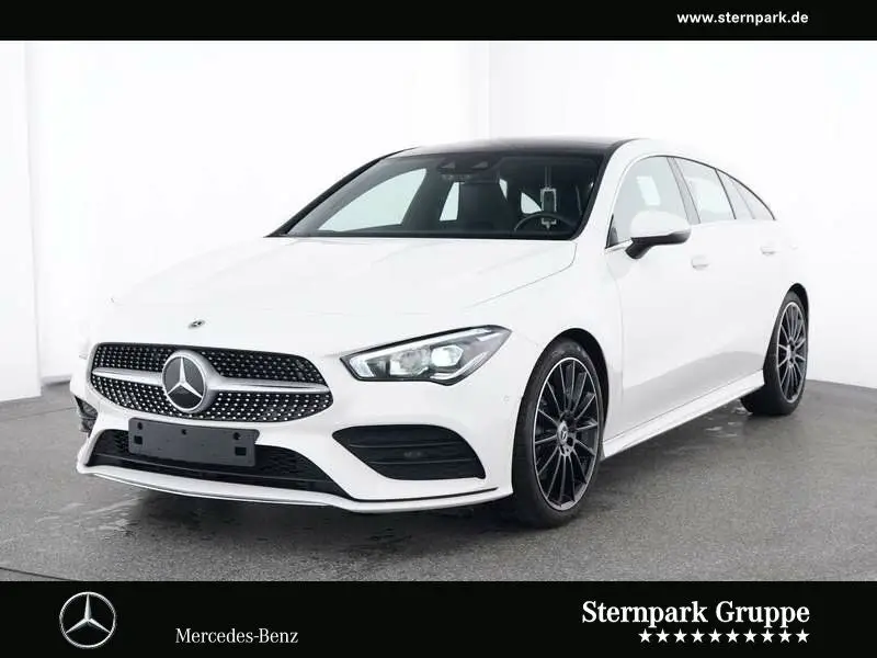 Photo 1 : Mercedes-benz Classe Cla 2023 Petrol