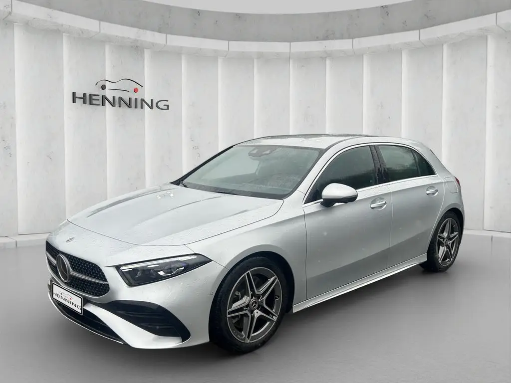 Photo 1 : Mercedes-benz Classe A 2023 Petrol