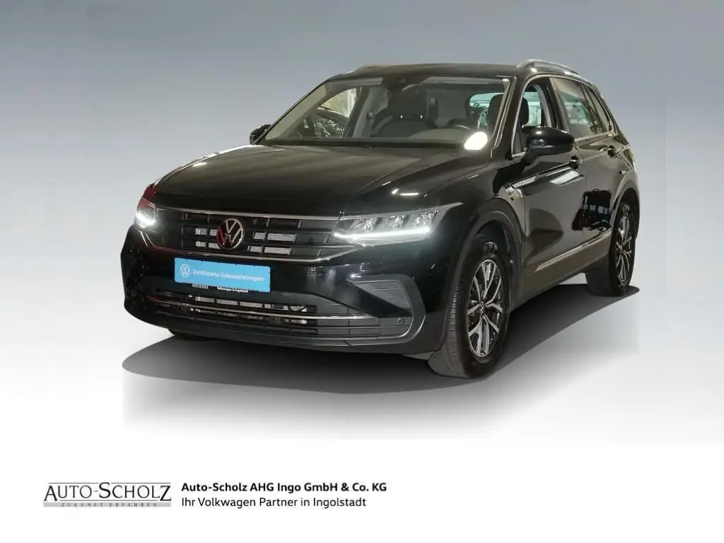 Photo 1 : Volkswagen Tiguan 2023 Essence