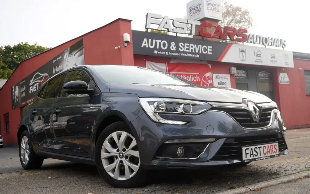 Photo 1 : Renault Megane 2019 Petrol