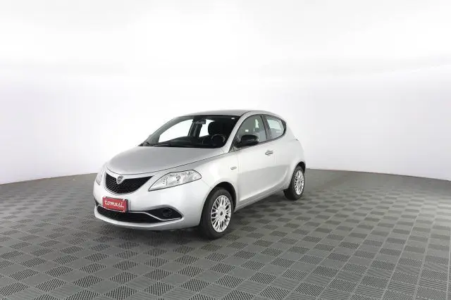 Photo 1 : Lancia Ypsilon 2017 Petrol