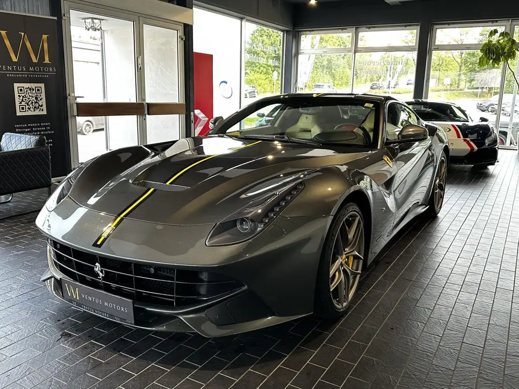 Photo 1 : Ferrari F12 2016 Petrol