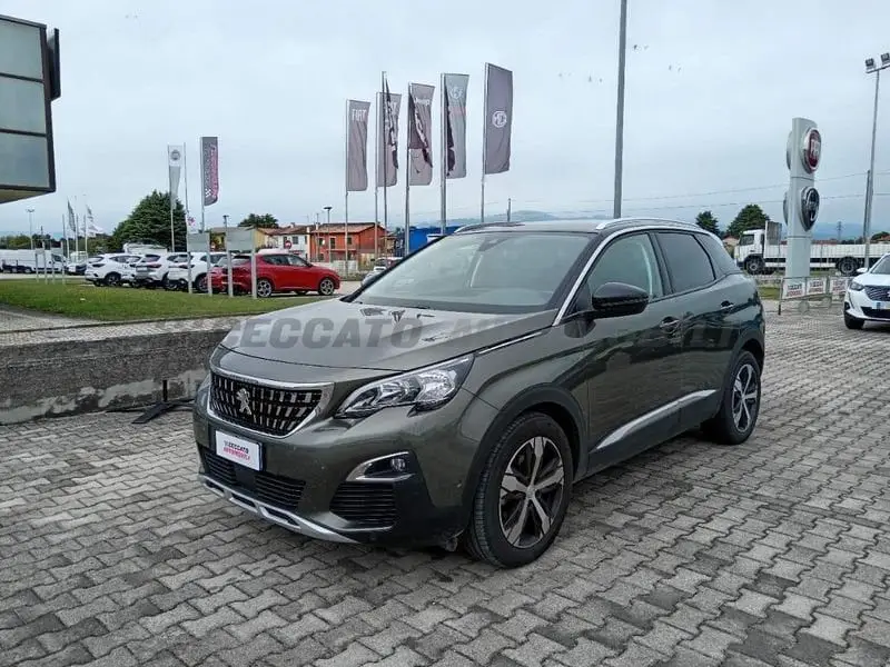 Photo 1 : Peugeot 3008 2020 Diesel