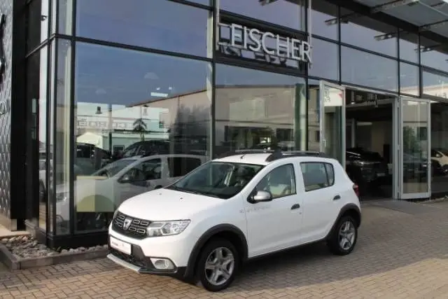 Photo 1 : Dacia Sandero 2019 Petrol