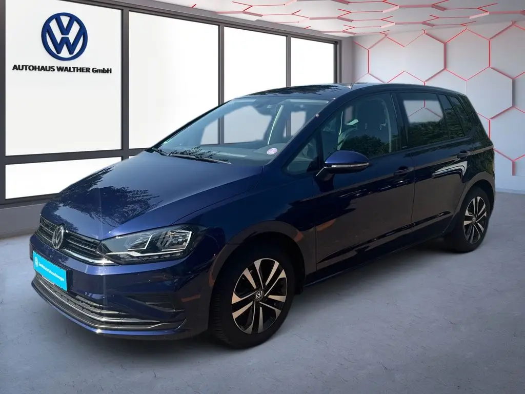 Photo 1 : Volkswagen Golf 2020 Petrol