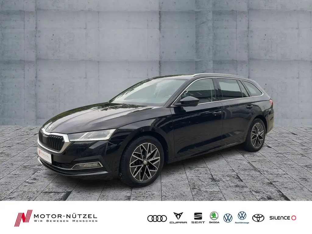 Photo 1 : Skoda Octavia 2021 Petrol