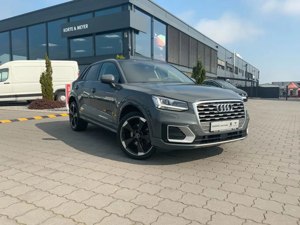 Photo 1 : Audi Q2 2018 Essence