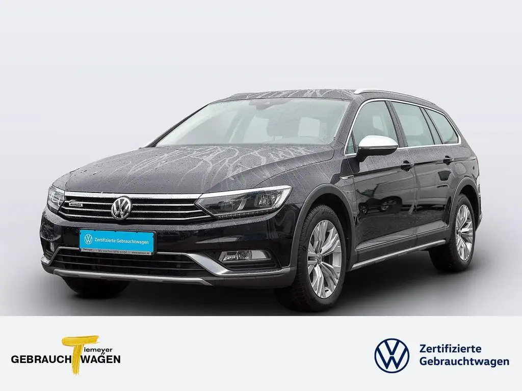 Photo 1 : Volkswagen Passat 2018 Diesel