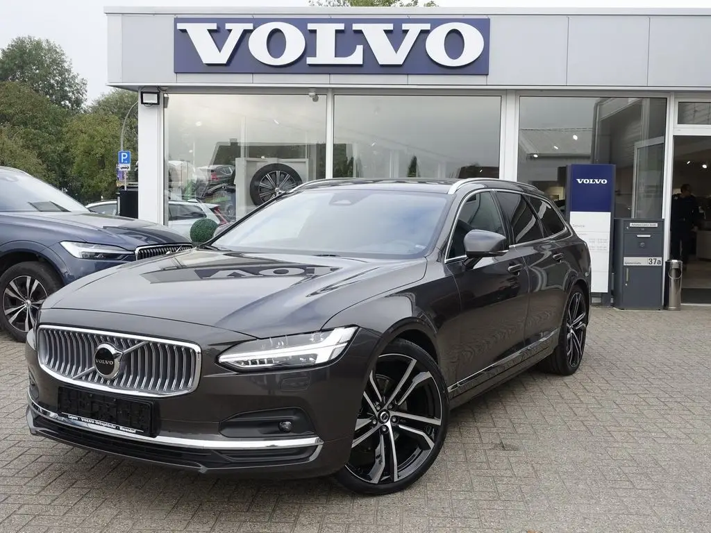 Photo 1 : Volvo V90 2023 Diesel