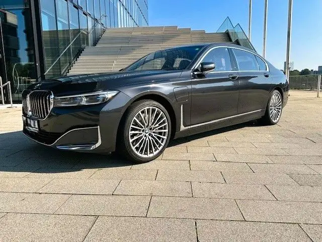 Photo 1 : Bmw Serie 7 2019 Hybrid