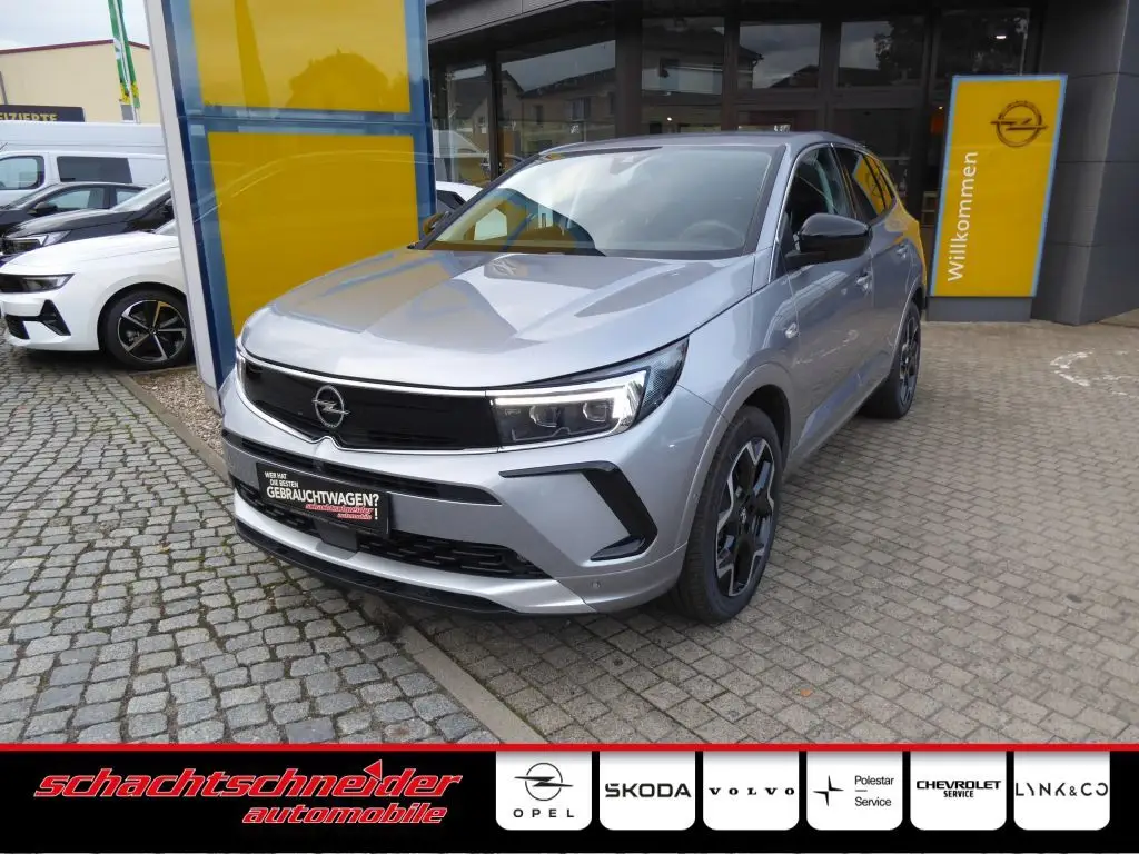 Photo 1 : Opel Grandland 2023 Essence