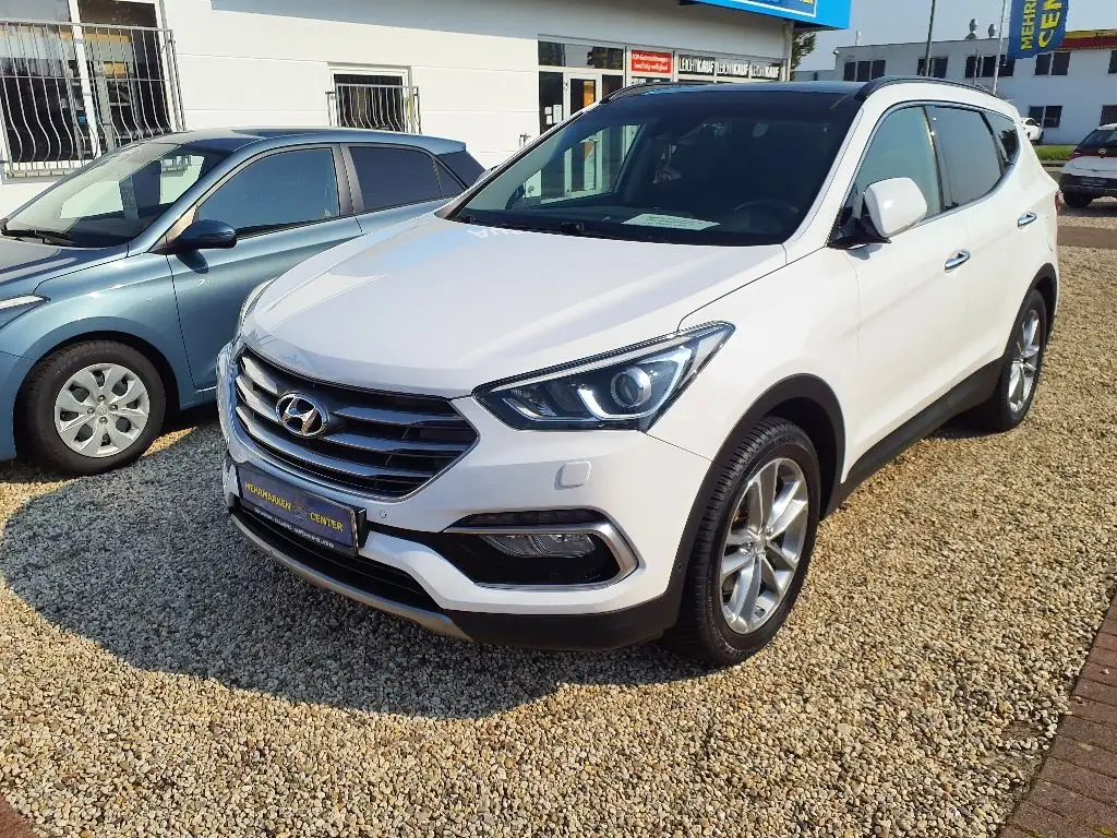 Photo 1 : Hyundai Santa Fe 2016 Diesel