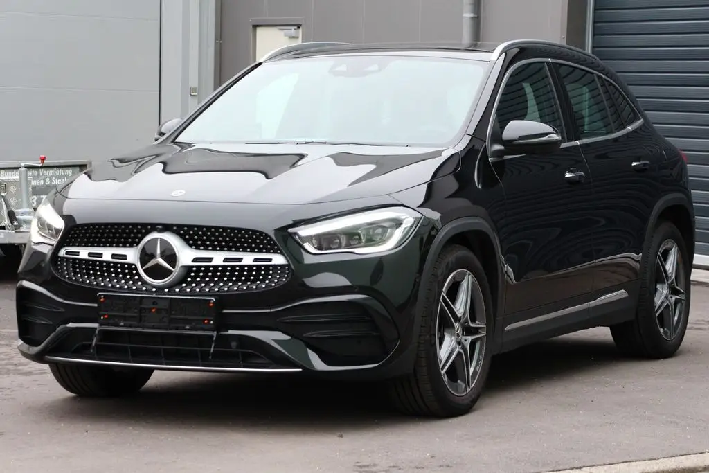 Photo 1 : Mercedes-benz Classe Gla 2023 Petrol