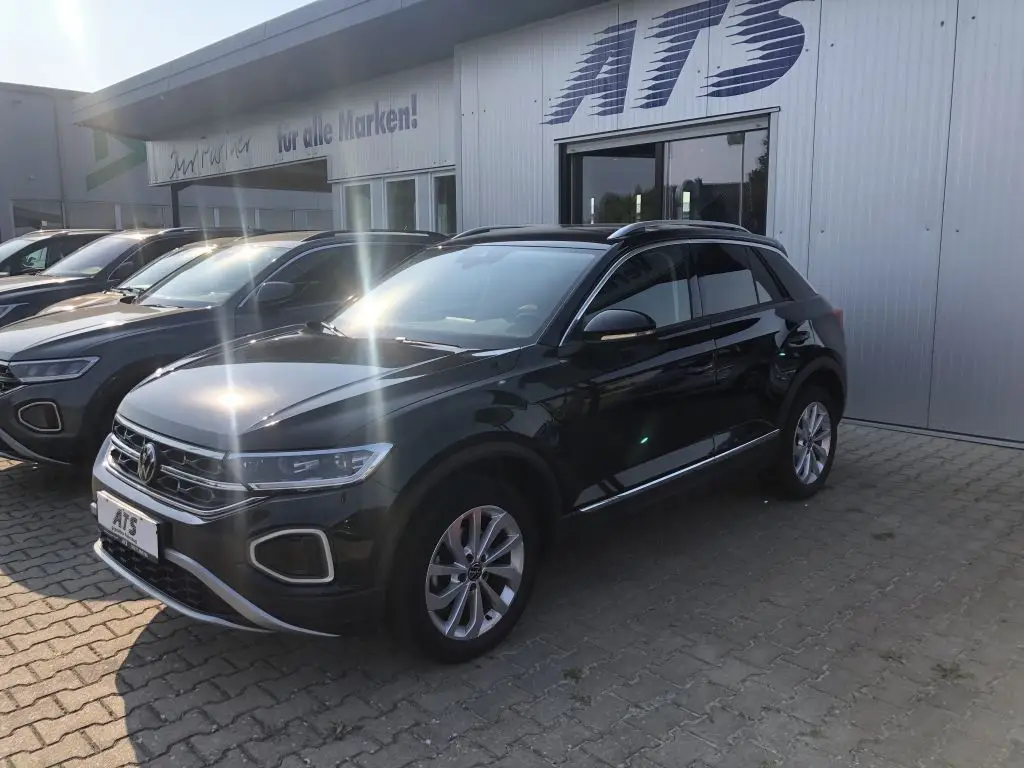 Photo 1 : Volkswagen T-roc 2022 Petrol