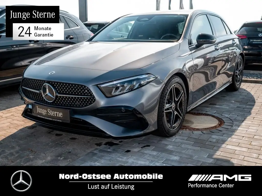 Photo 1 : Mercedes-benz Classe A 2023 Essence