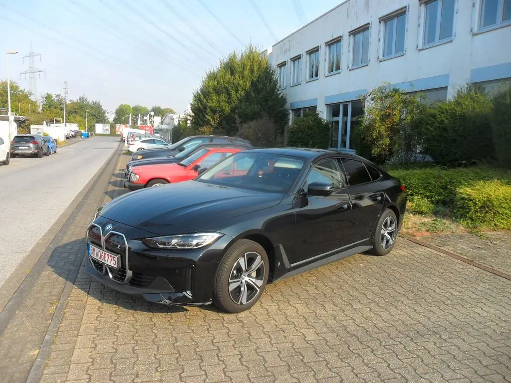 Photo 1 : Bmw I4 2024 Non renseigné