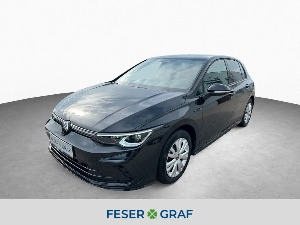 Photo 1 : Volkswagen Golf 2024 Petrol