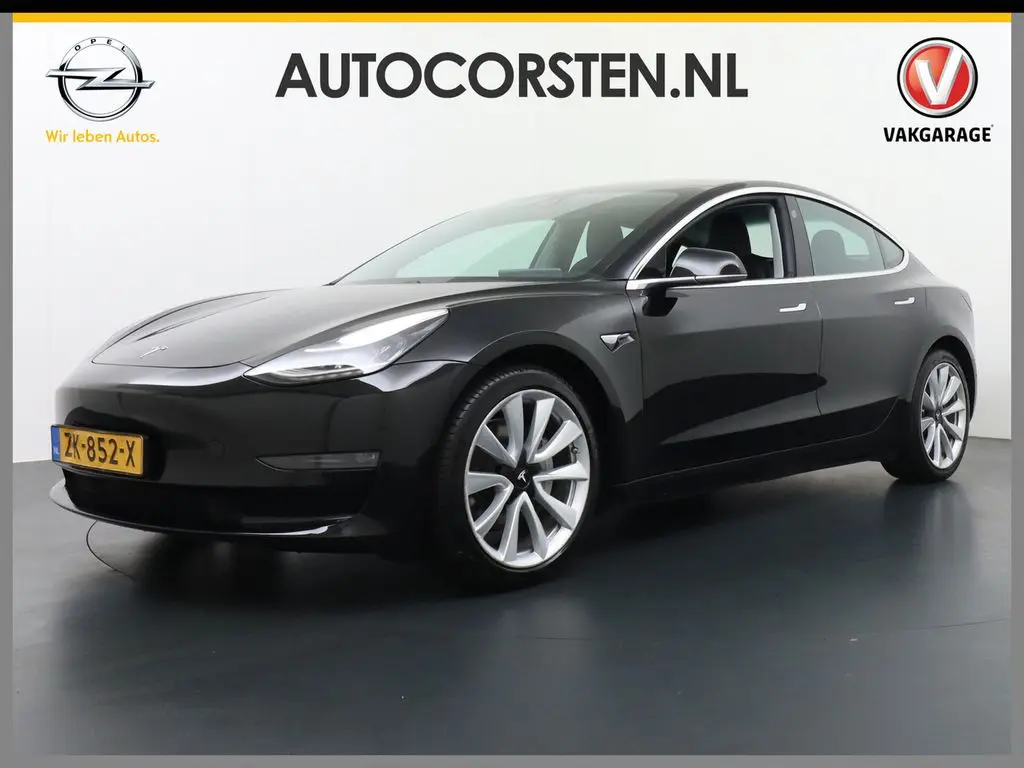 Photo 1 : Tesla Model 3 2019 Non renseigné