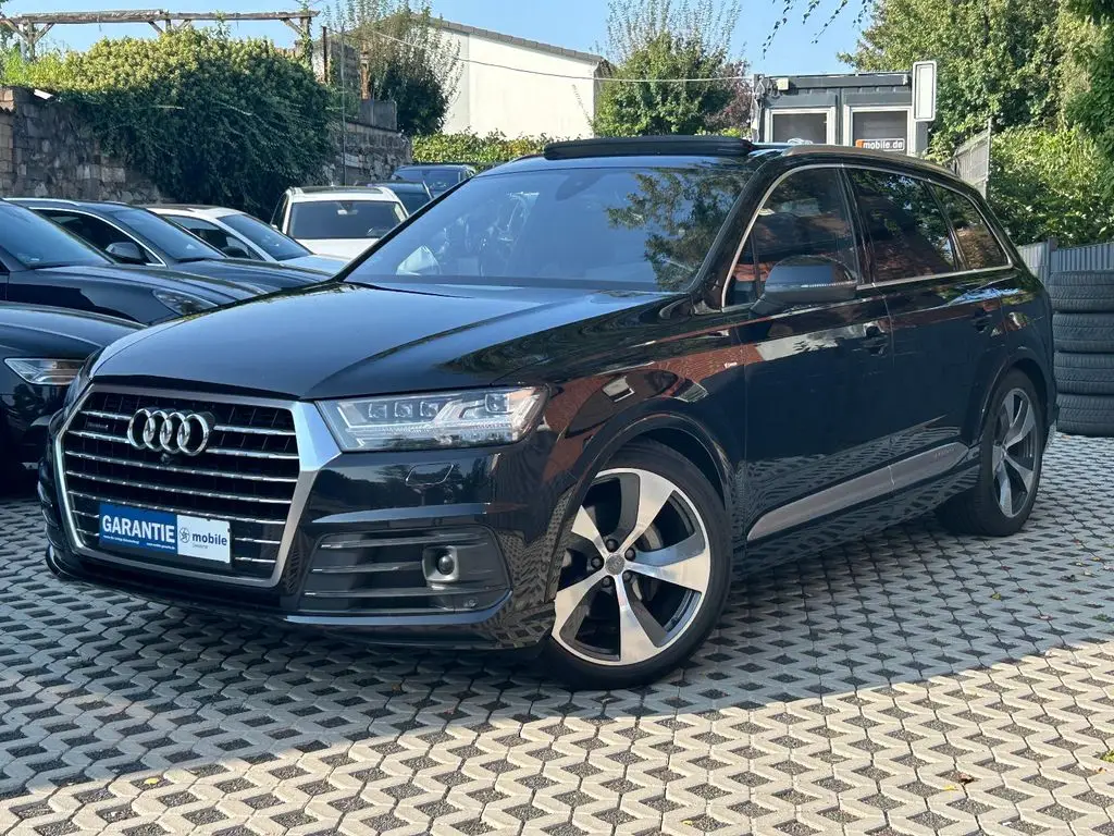 Photo 1 : Audi Q7 2015 Diesel