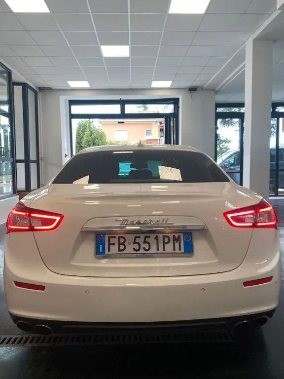 Photo 1 : Maserati Ghibli 2015 Petrol