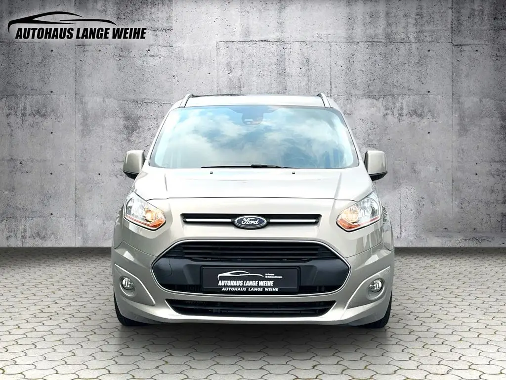 Photo 1 : Ford Grand Tourneo 2015 Diesel