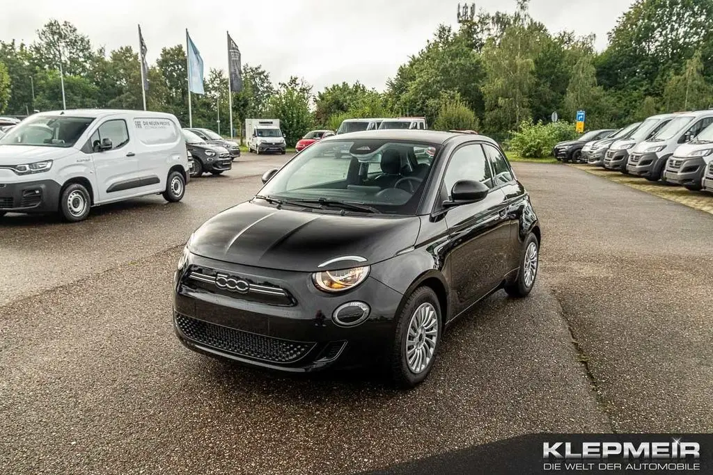 Photo 1 : Fiat 500 2023 Non renseigné