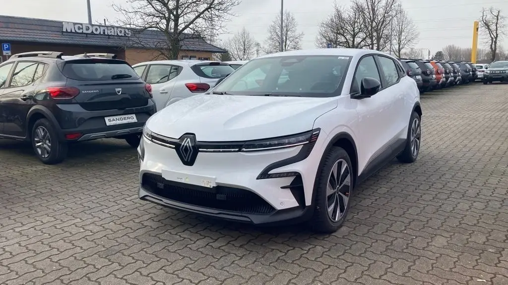 Photo 1 : Renault Megane 2023 Non renseigné