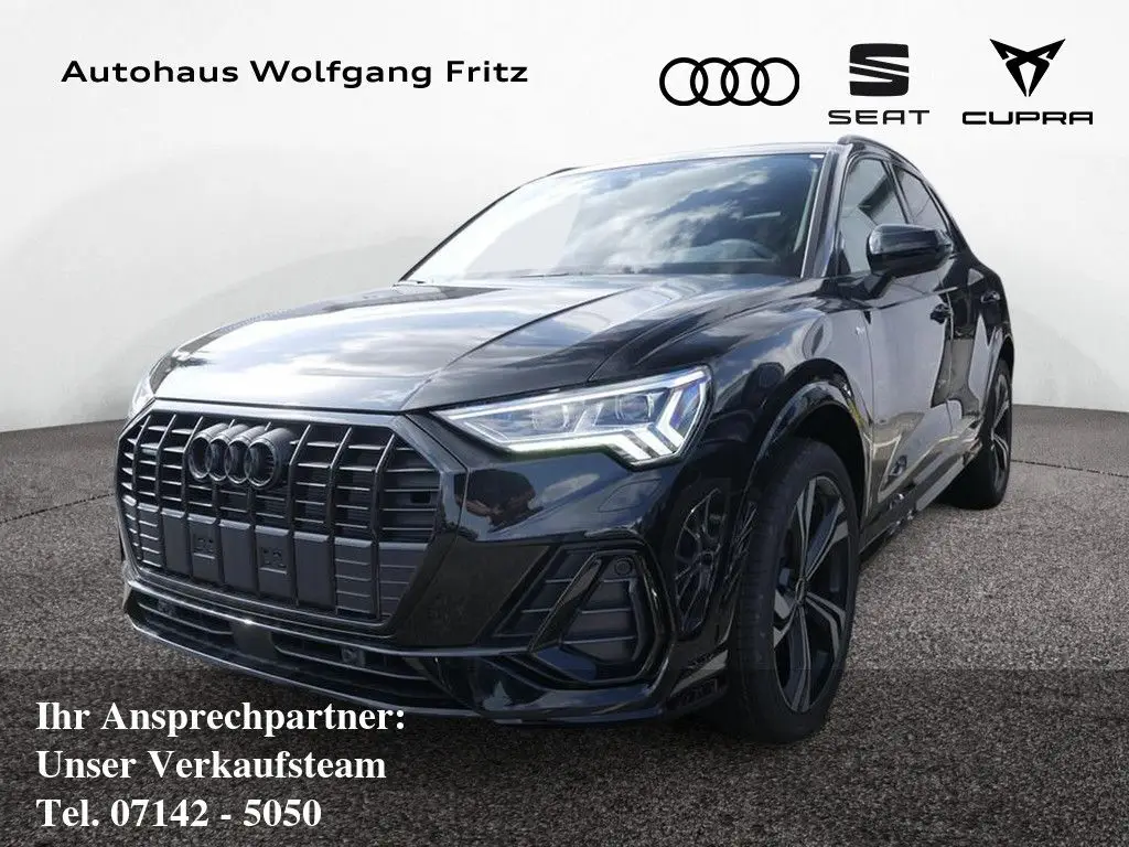 Photo 1 : Audi Q3 2024 Essence