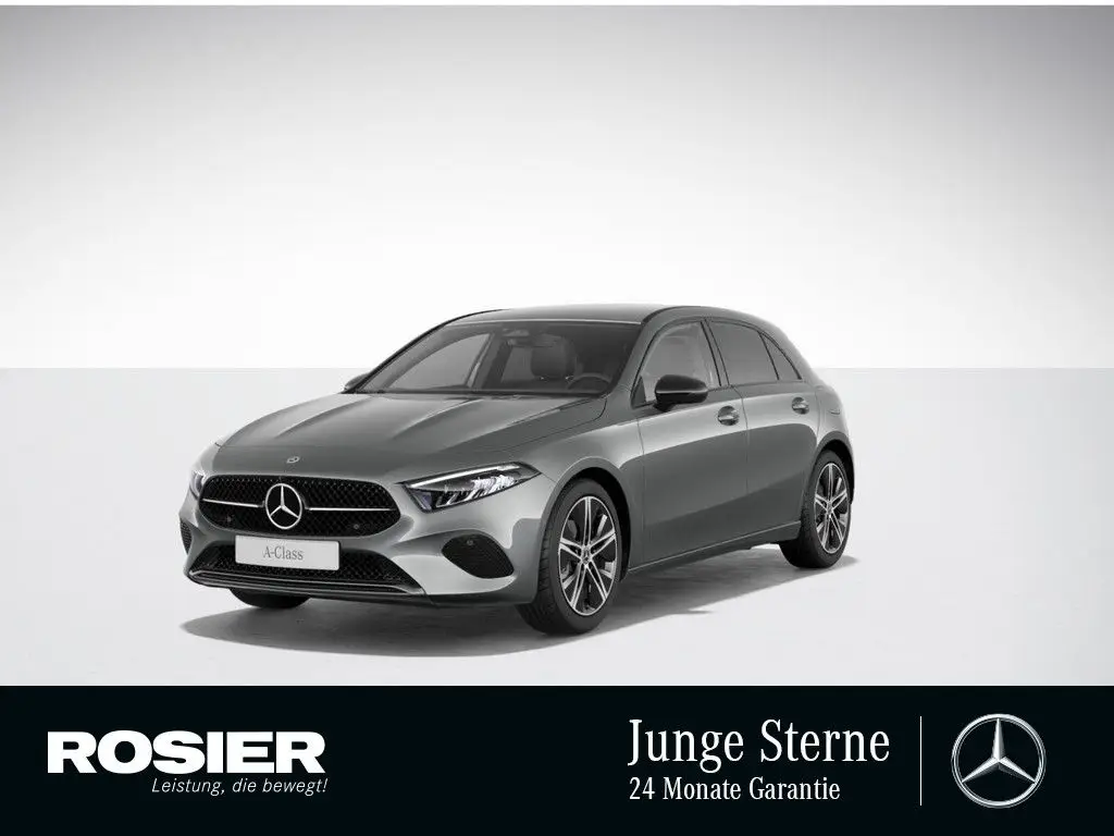 Photo 1 : Mercedes-benz Classe A 2023 Essence