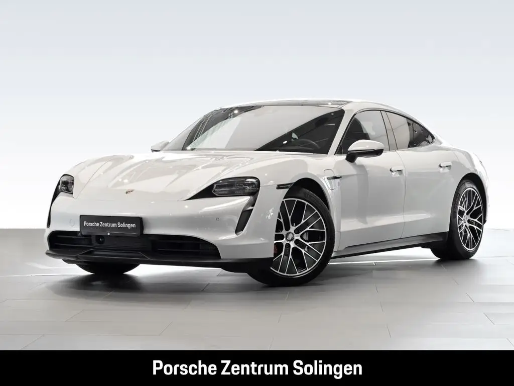 Photo 1 : Porsche Taycan 2023 Not specified