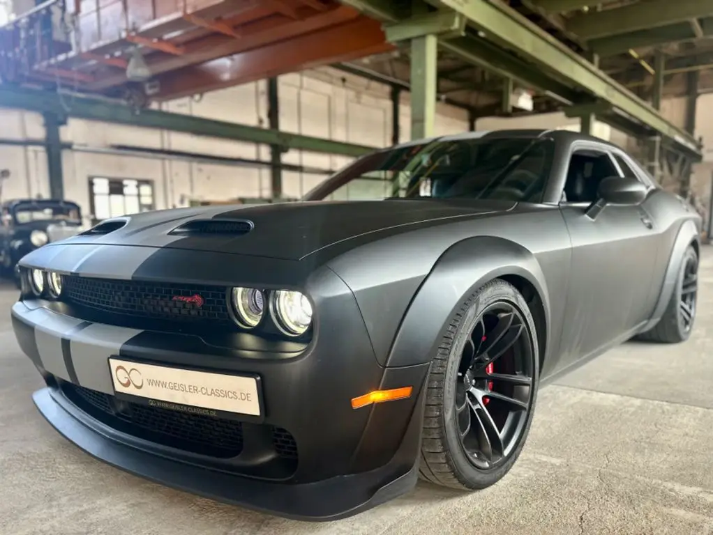 Photo 1 : Dodge Challenger 2020 Petrol