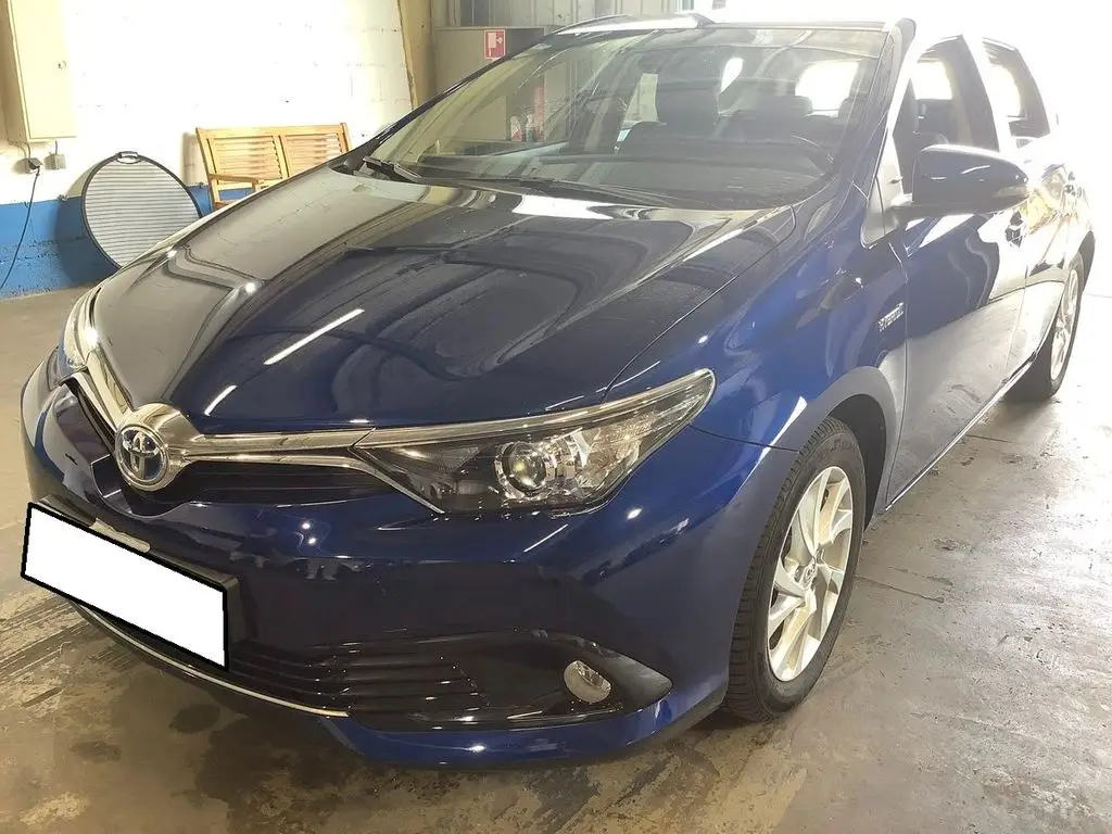 Photo 1 : Toyota Auris 2017 Hybrid