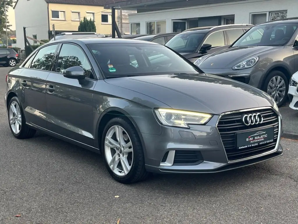 Photo 1 : Audi A3 2017 Essence