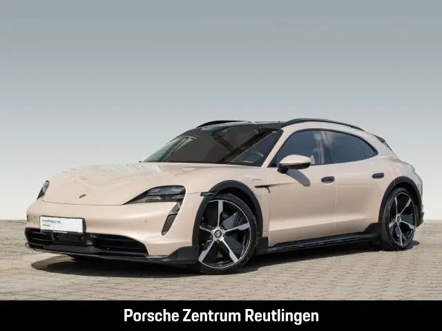 Photo 1 : Porsche Taycan 2021 Non renseigné