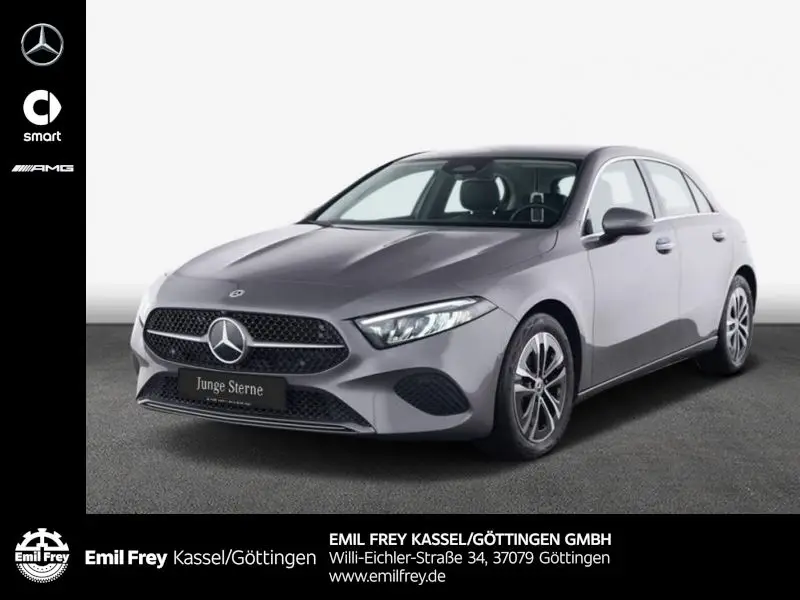 Photo 1 : Mercedes-benz Classe A 2023 Petrol