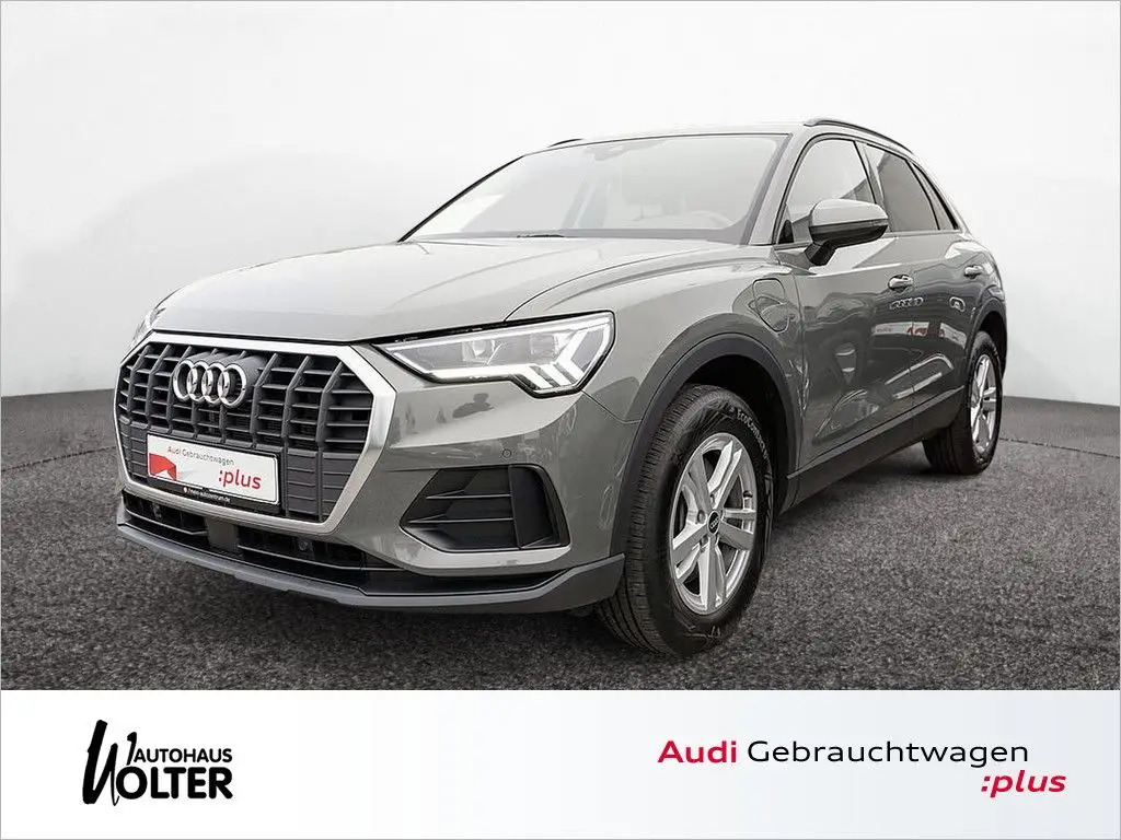 Photo 1 : Audi Q3 2021 Hybrid