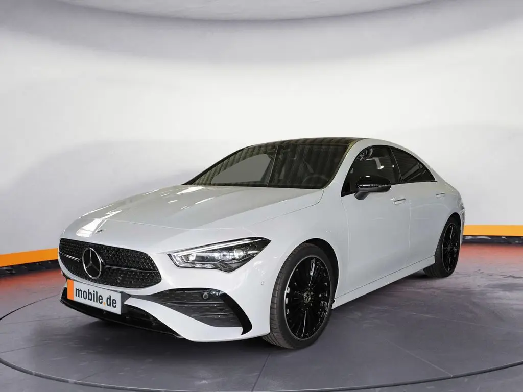 Photo 1 : Mercedes-benz Classe Cla 2023 Petrol