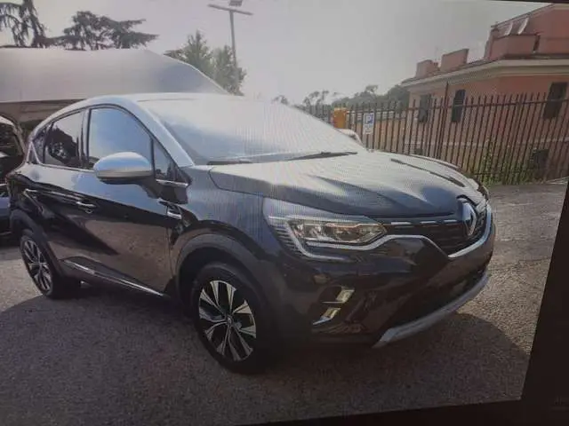 Photo 1 : Renault Captur 2023 Essence