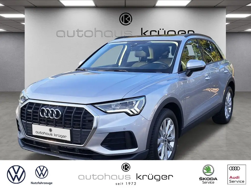 Photo 1 : Audi Q3 2019 Essence