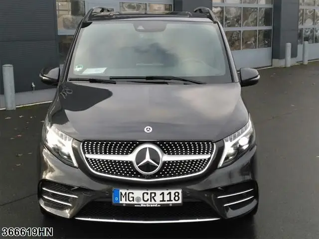 Photo 1 : Mercedes-benz Classe V 2023 Diesel