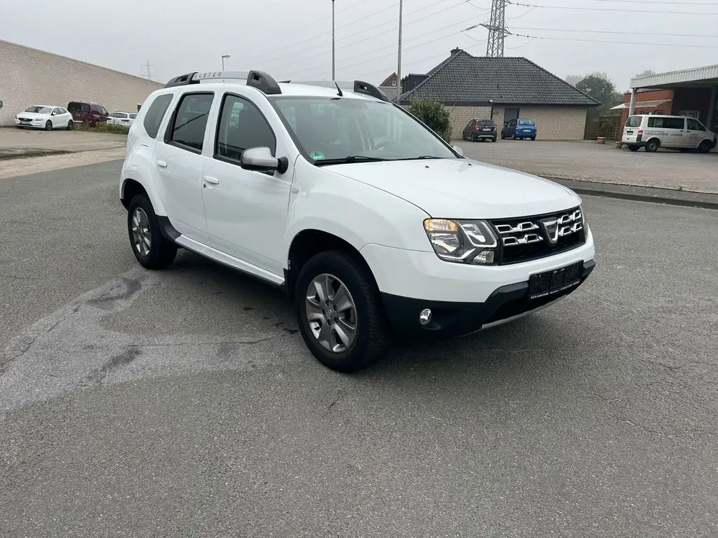 Photo 1 : Dacia Duster 2016 Petrol