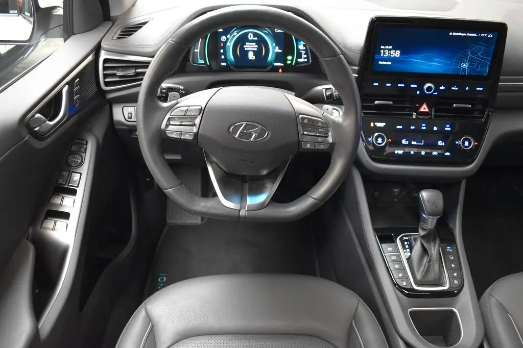 Photo 1 : Hyundai Ioniq 2021 Hybrid