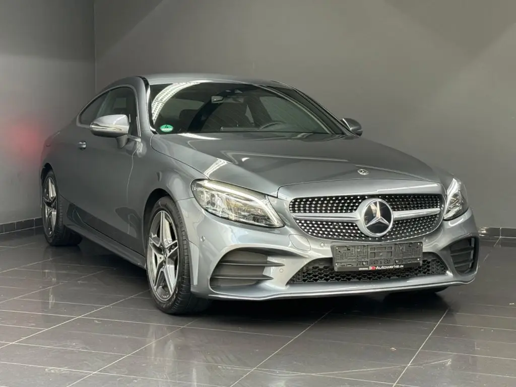 Photo 1 : Mercedes-benz Classe C 2019 Petrol